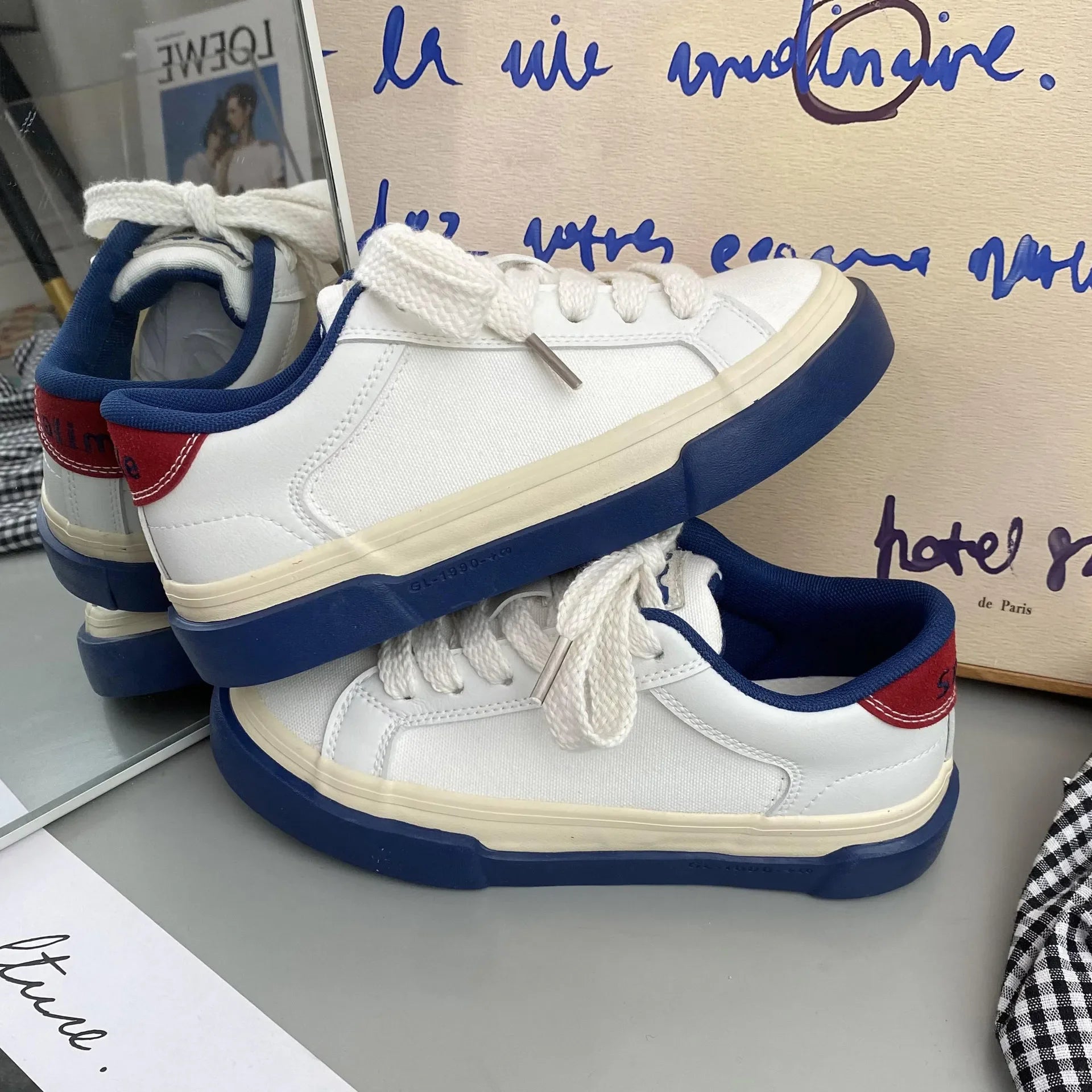 Women Vintage Red Low-top Jogging Canvas Sneakers Casual Letter Embroidery Vulcanized Skateboard Shoes Students Flat Trainers