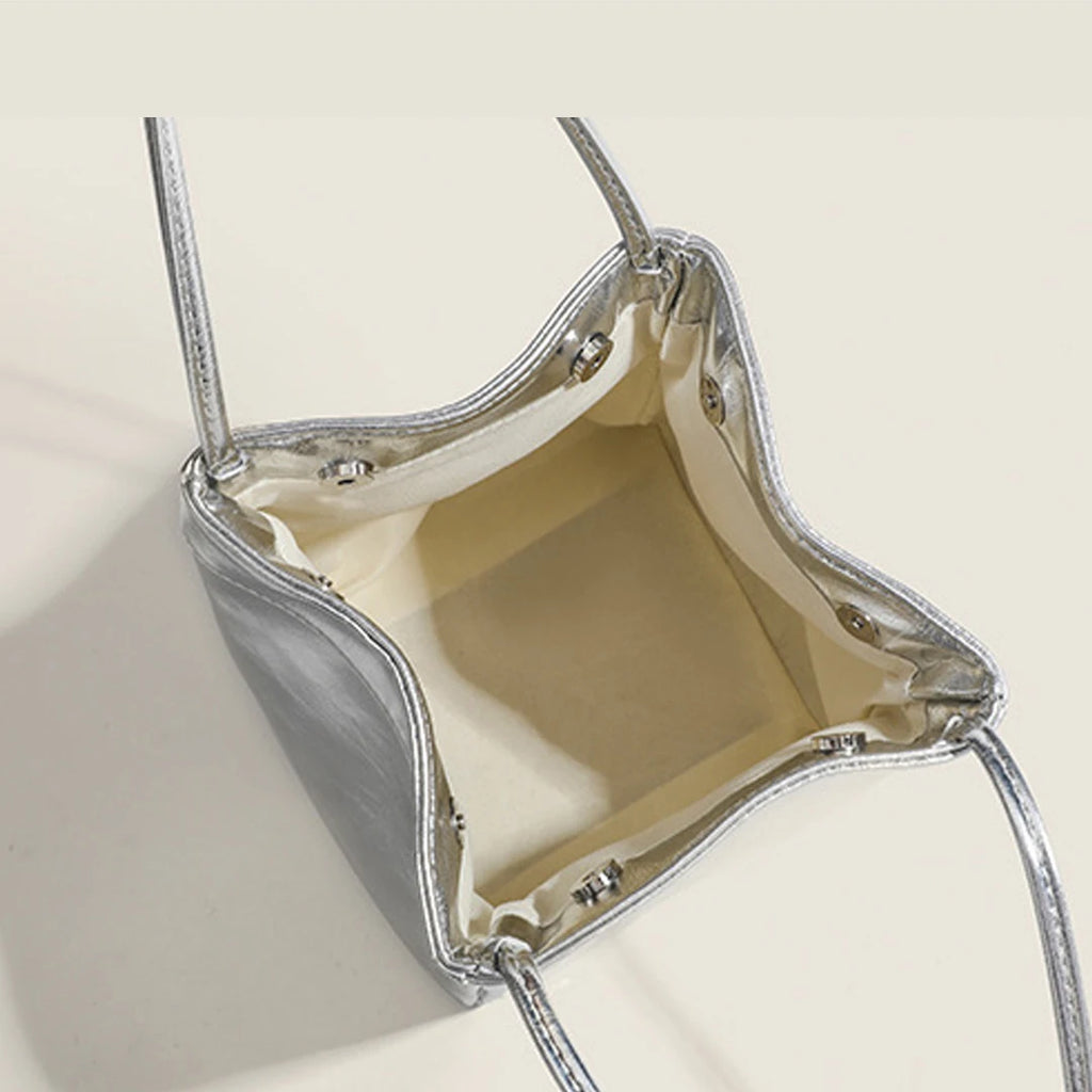 Silver bucket bag for women 2024 new fashionable and simple lunch box bag, niche western-style texture hand-held small bag