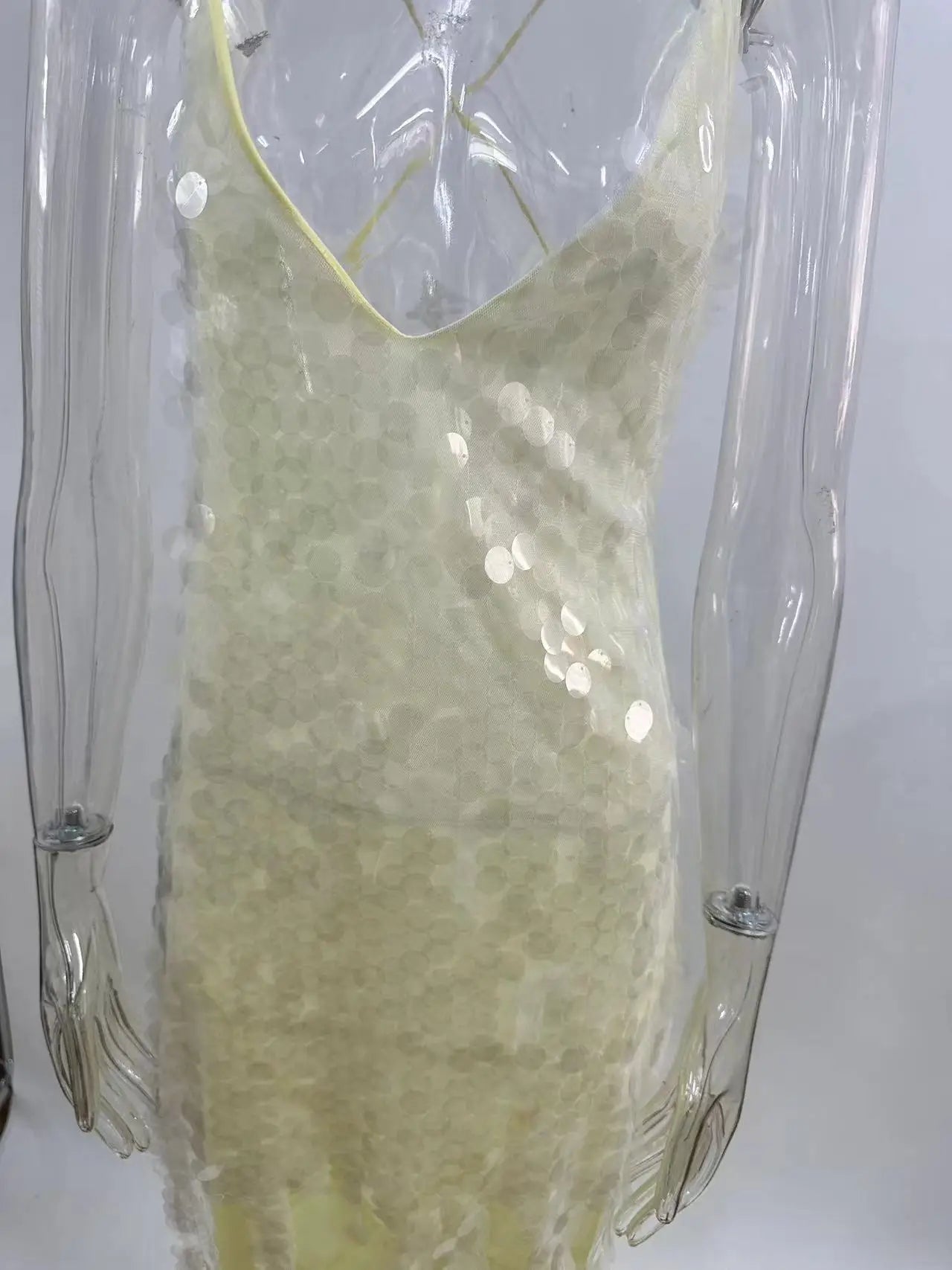 Weird Puss Sequins Women Dress v-Neck Backless Halter Round Glitter Tassels Peach Buttocks Cross Vacation Beach Party Vestidos