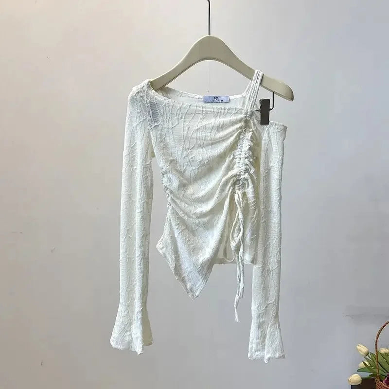 Elegant Shoulder Bared Bell Sleeve One Shoulder Women's Short Top Korean Style Gentle T Shirt for Autumn Fashion Ladies' Wear