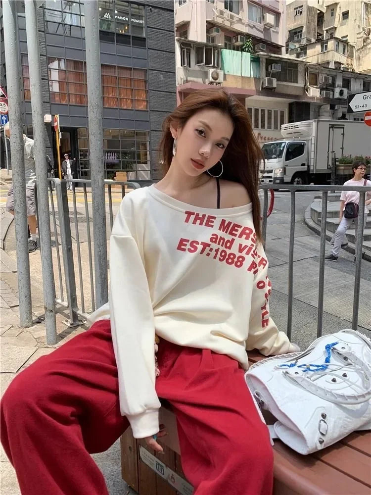 Shoulder Bared Vintage Print Letter Long Sleeve Sweatshirt Women's Autumn New Style Small Audience Oblique Shoulder Irregular Lo