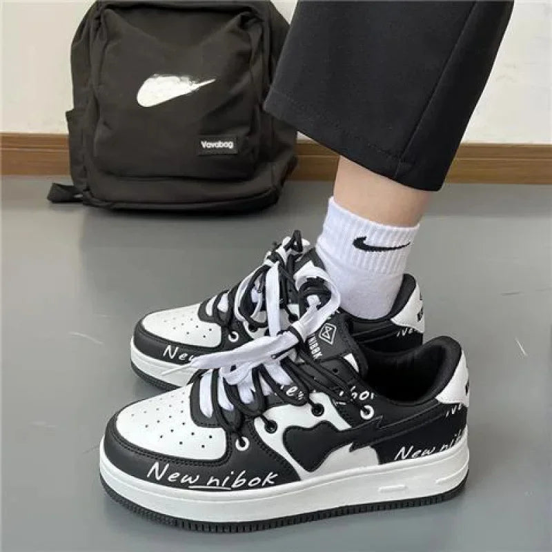 Women's Low-Top Breathable Trendy Shoes 2023 New Style Couple Casual Shoes PU Leather Rubber Bottom Comfortable Sneakers