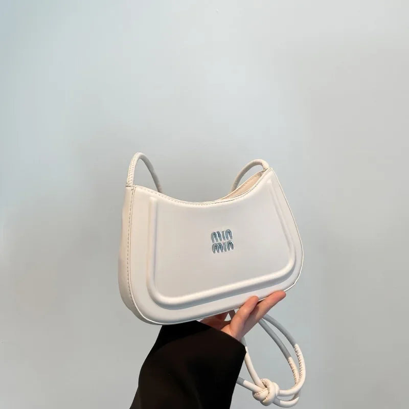 2025 High-End Summer Fashion Dumpling Bag Women Underarm Large Capacity Bag Versatile Simple Single Shoulder Bag Soft Polyester