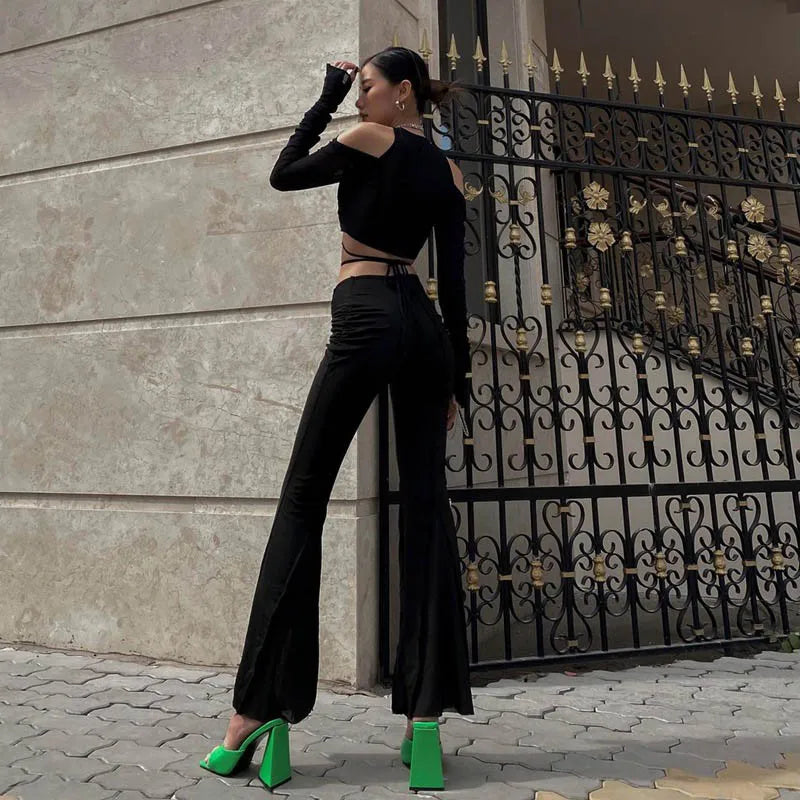 Sexy Black Crop Tops Streetwear Women Fashion 2024 Lace Up Bandage V Neck Cut Out Long Sleeve T Shirts