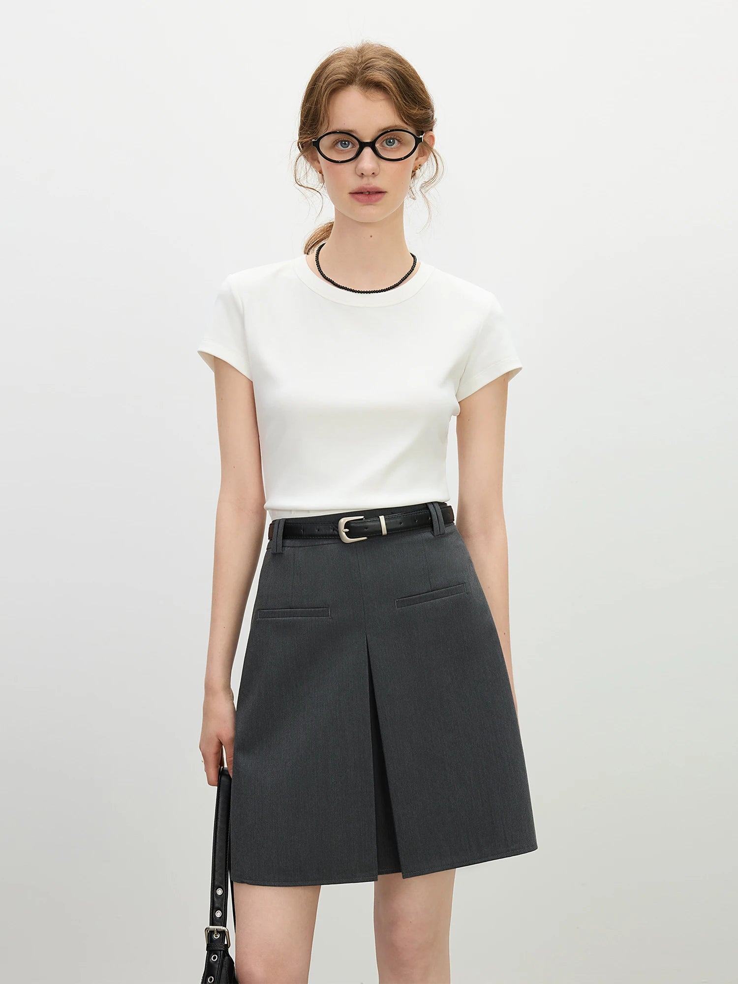 FSLE MInimalism Style Pink Straight Shoulder Short-sleeved T-shirt for Women 2025 Summer New Slim Fit Round Neck Top 25FS12113