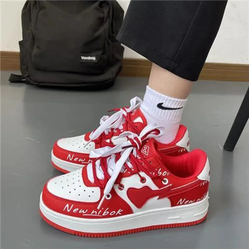 Women's Low-Top Breathable Trendy Shoes 2023 New Style Couple Casual Shoes PU Leather Rubber Bottom Comfortable Sneakers