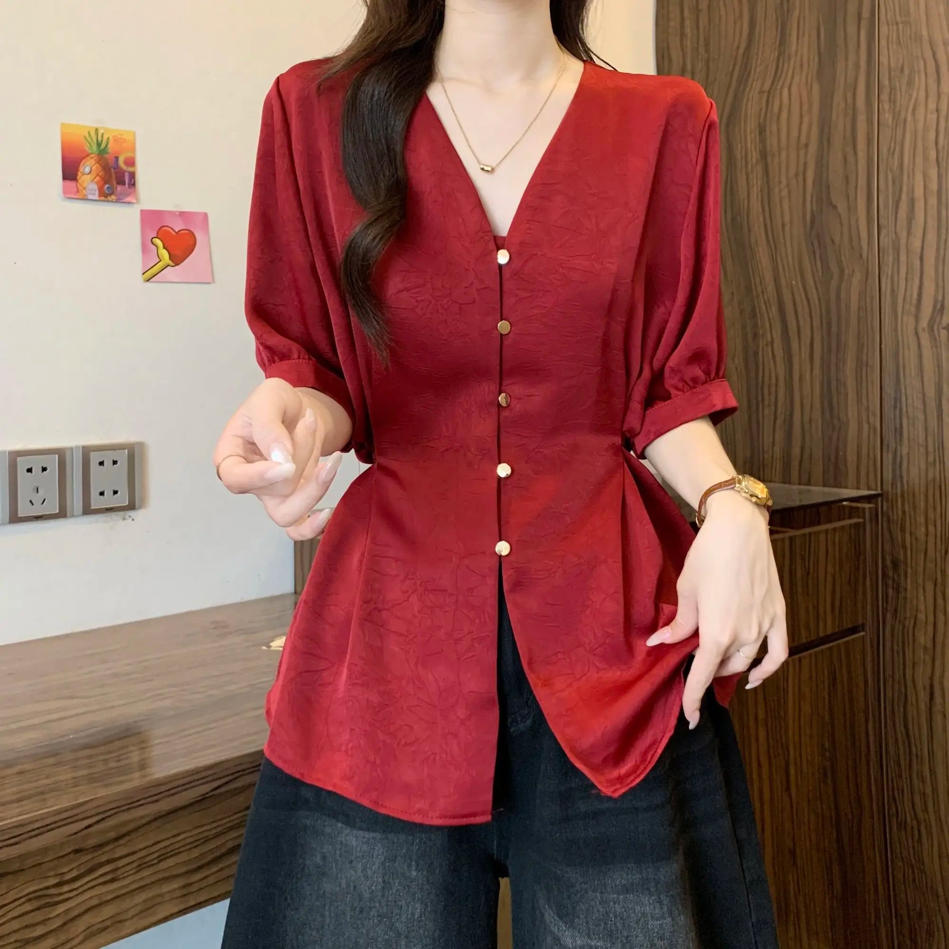Women Clothes Summer Fashion Korean Button Solid Color V-neck Puff Sleeve Female Simplicity Elegant Temperament Short Sleeve Top