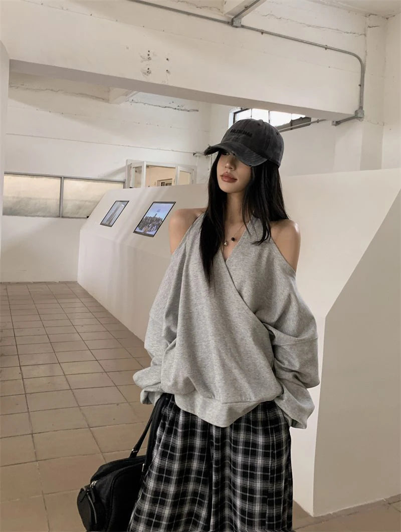 Zoki Sexy Halter Sweatshirt Women Streetwear Off Shoulder V Neck Pullovers Vintage Loose Backless Design Female Korean Tops New