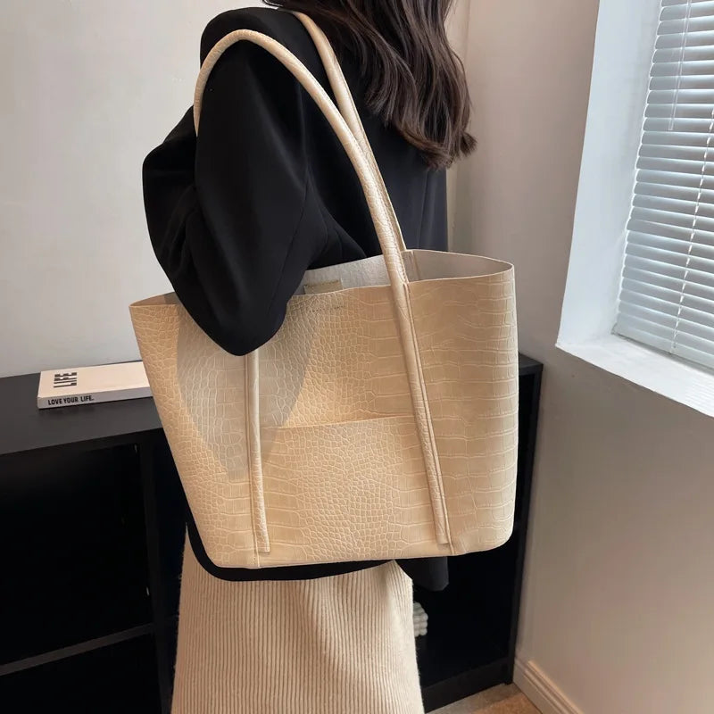 Women Large Pu Leather Shoulder Bag 2023 Vintage Fashion Leather Material Trendy Designer Women's Fashion Handbag Wallet Handbag