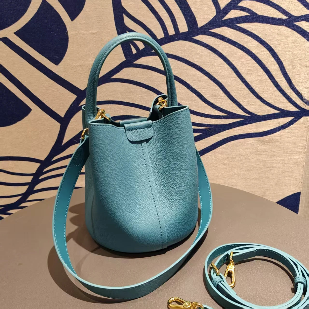 Noble Lavender Purple Round Bucket Tote Small Elegant Cowhide Leather Women's Shoulder Crossbody Bag Fashion Ladies Hand Bag