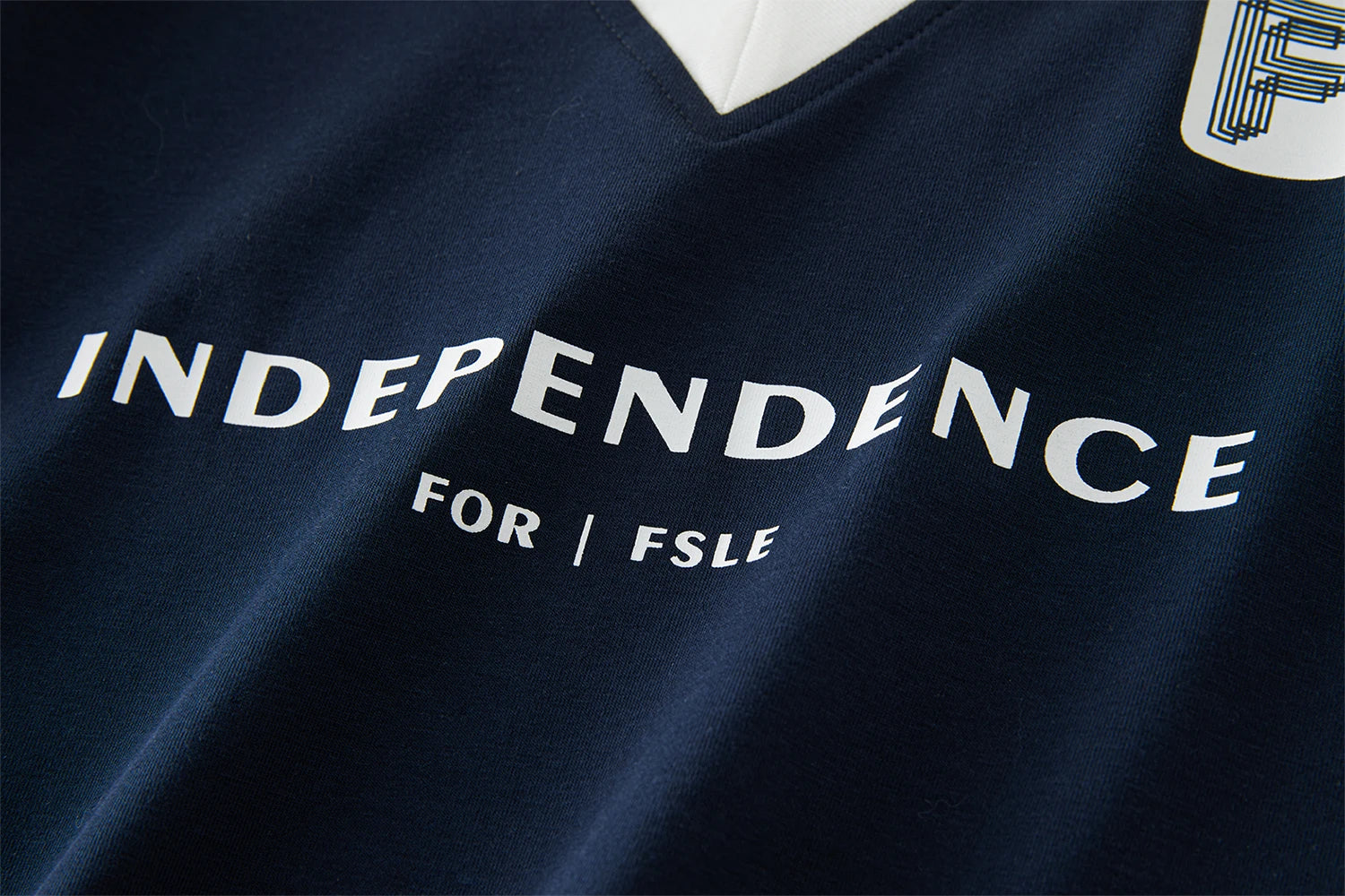 FSLE 2025 Summer Sporty Cropped Jersey Tee Petite Racerback Gym to Street Y2K Aesthetic Breathable Split Hem Reflective Trim