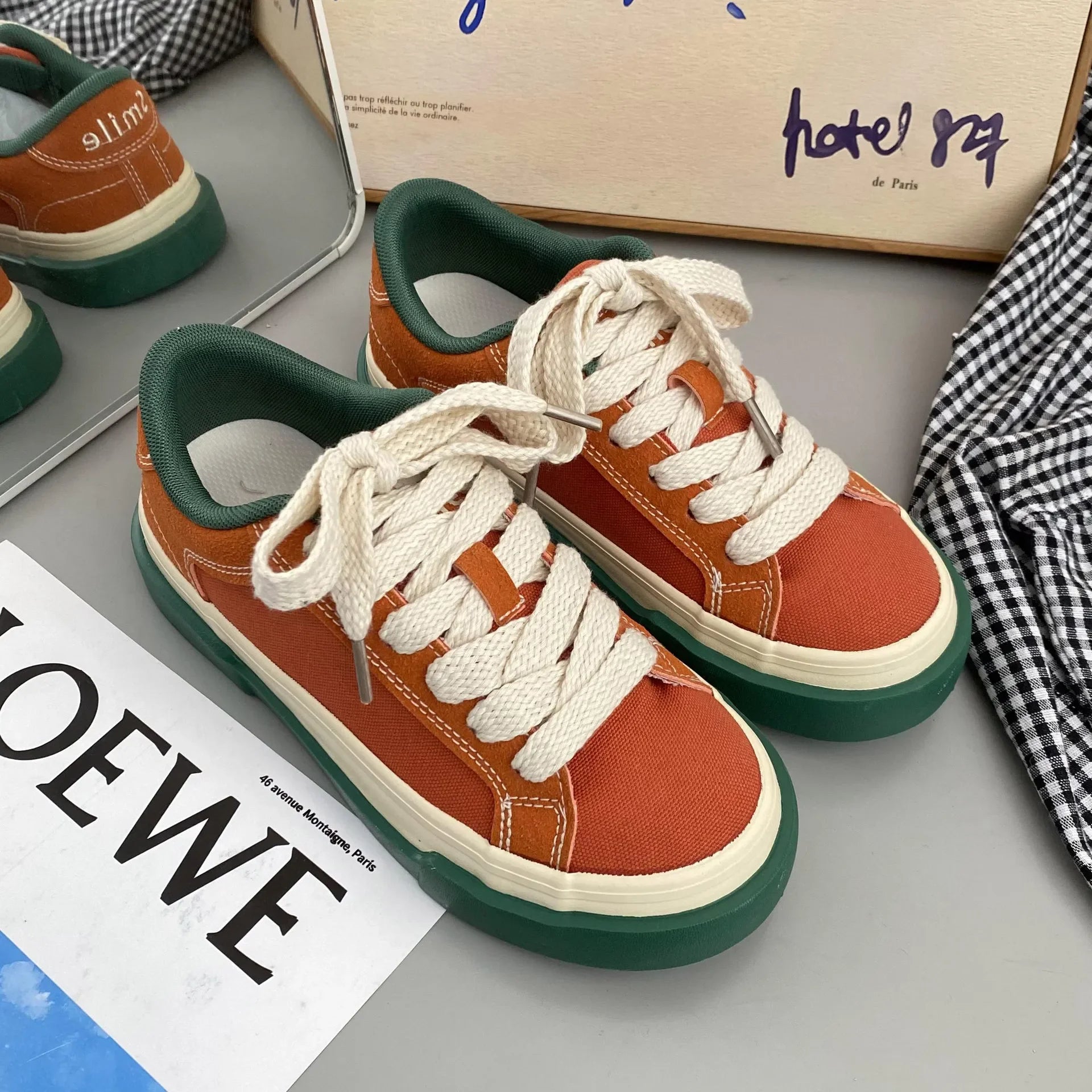 Women Vintage Red Low-top Jogging Canvas Sneakers Casual Letter Embroidery Vulcanized Skateboard Shoes Students Flat Trainers