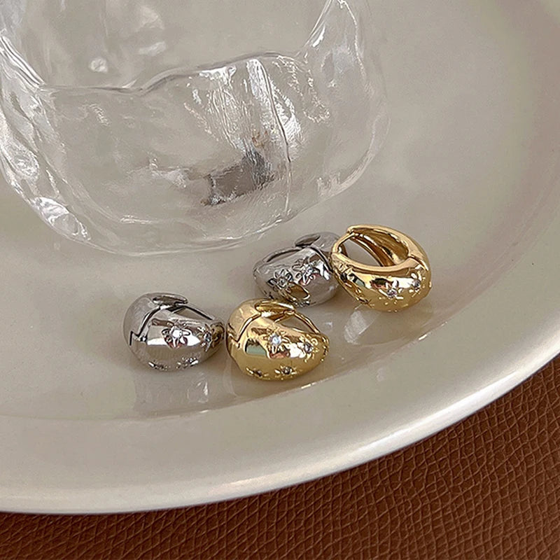 Stainless Steel Smooth Star Zircon Hoop Earrings for Women Girls Metal Chunky Sun Rhinestone Ear Buckle Punk Y2K Elegent Jewelry