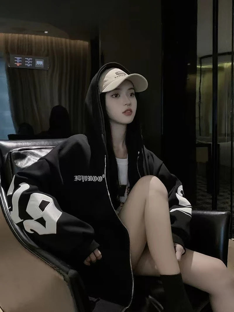 This year's new autumn and winter tide brand letter fashion hooded couple hoodie senior design sense loose large size coat