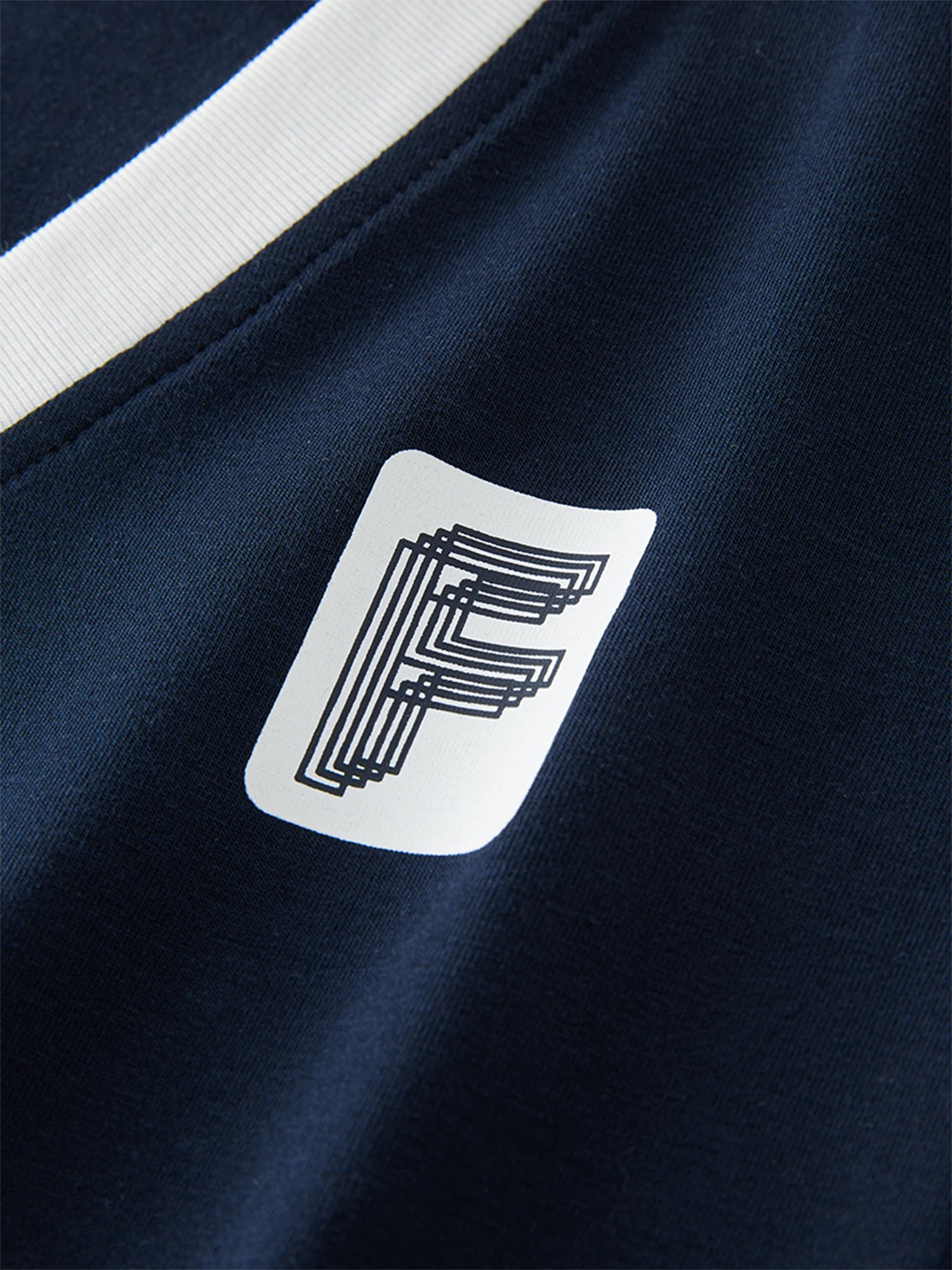 FSLE 2025 Summer Sporty Cropped Jersey Tee Petite Racerback Gym to Street Y2K Aesthetic Breathable Split Hem Reflective Trim