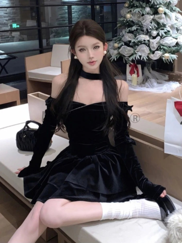 Off Shoulder Black Velvet One Piece Dress Women French Elegant Long Sleeved Princess Dresses Fashion Puffy Birthday Short Dress