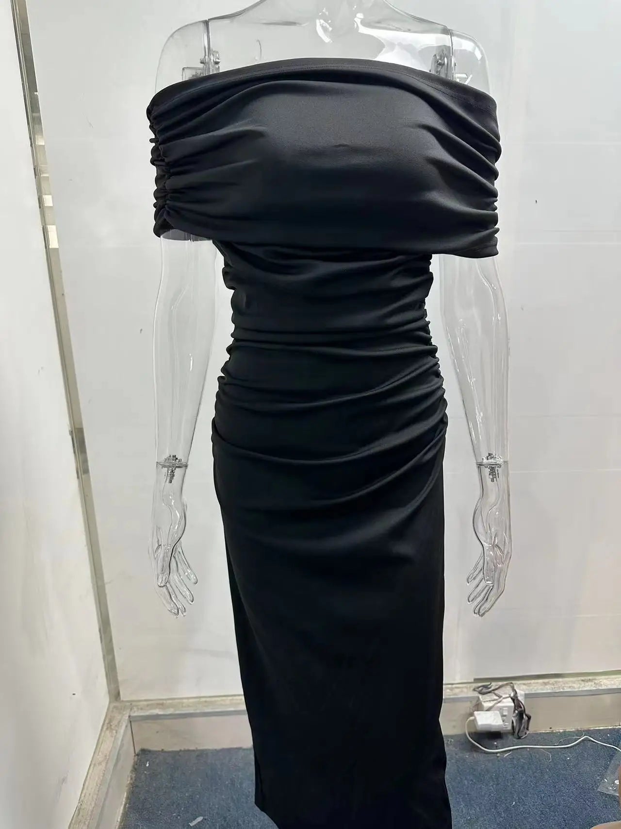 Spring European and American One Shoulder Pleated Dress Slim Fit and Slim Slim Slim Split Bottom Dress Long Dres