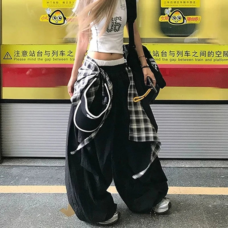 Y2K Black Cargo Pants Women Streetwear Plaid Patchwork Baggy Sweatpants Harajuku Wide Leg Joggers Summer Korean Casual Trousers