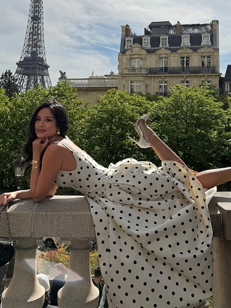 Square Collar Halter Polka Dot Dress Large Skirt Hem Pleated Waist Cinching Suspender Robes Slimming Sexy Fashion Long Dresses