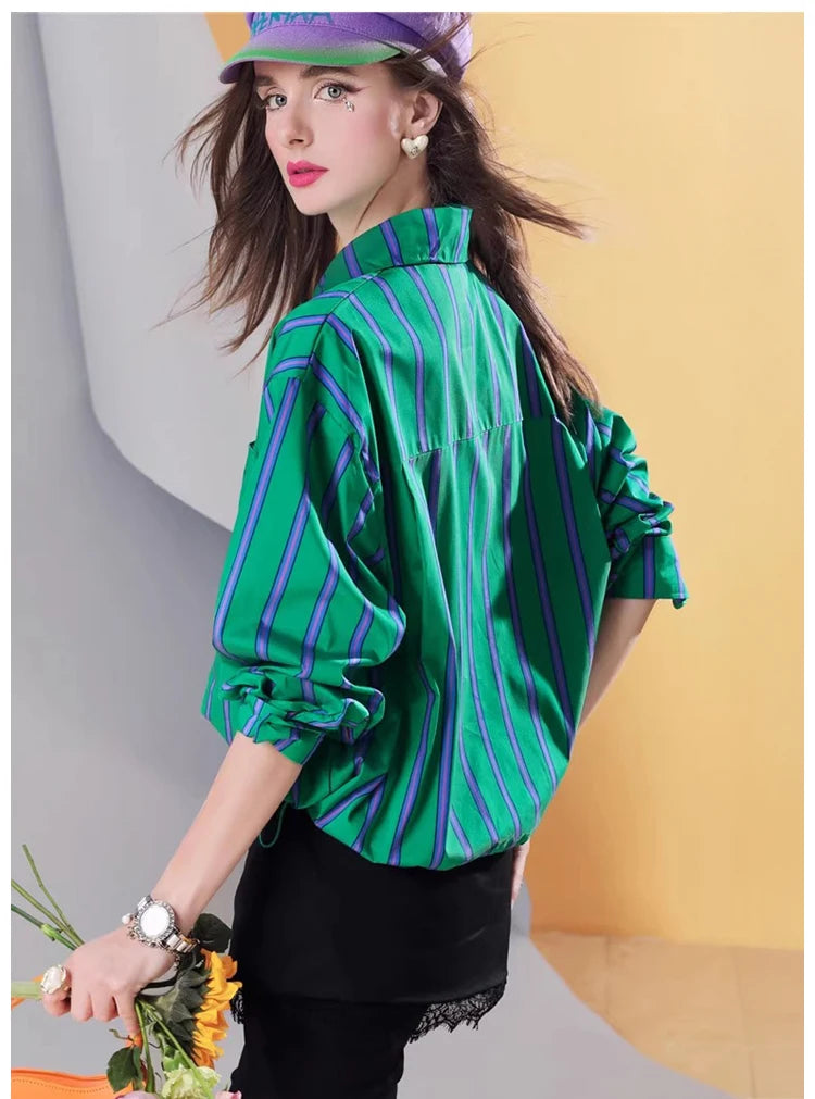 Women’s Cropped Loose Fit Striped Shirt with Letter Patch, Casual Button Down Blouse, Pink Streetwear Long Sleeve Top