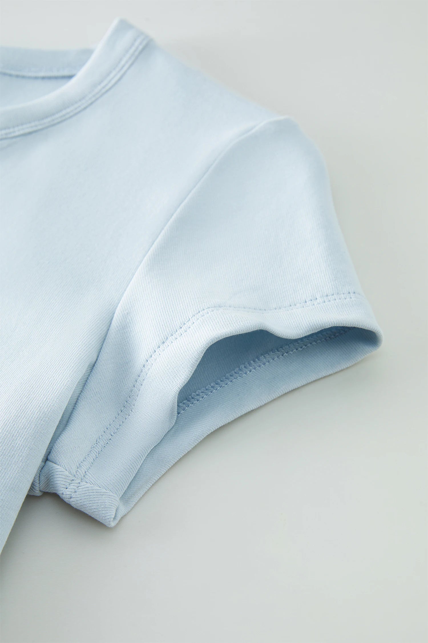 FSLE MInimalism Style Pink Straight Shoulder Short-sleeved T-shirt for Women 2025 Summer New Slim Fit Round Neck Top 25FS12113