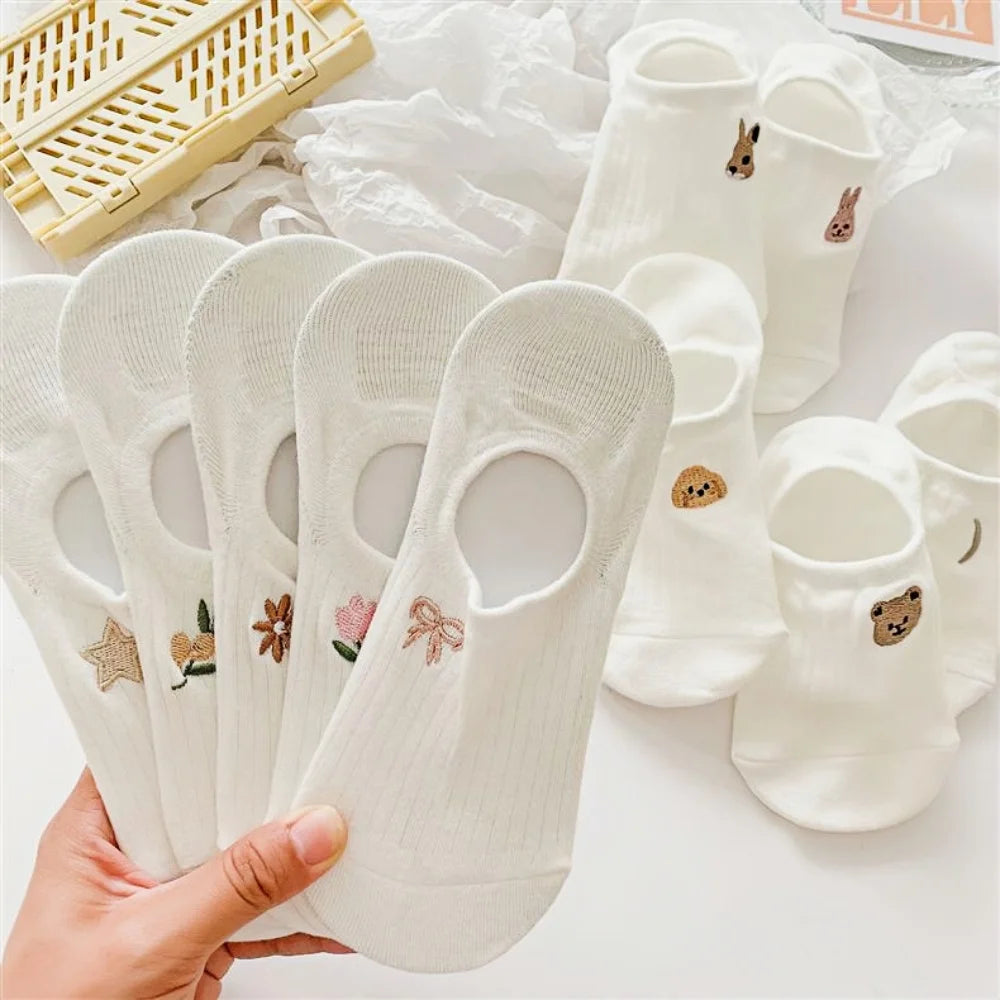 10 Pairs Women's boat socks summer white animal and plant cute embroidery invisible socks silicone anti slip socks