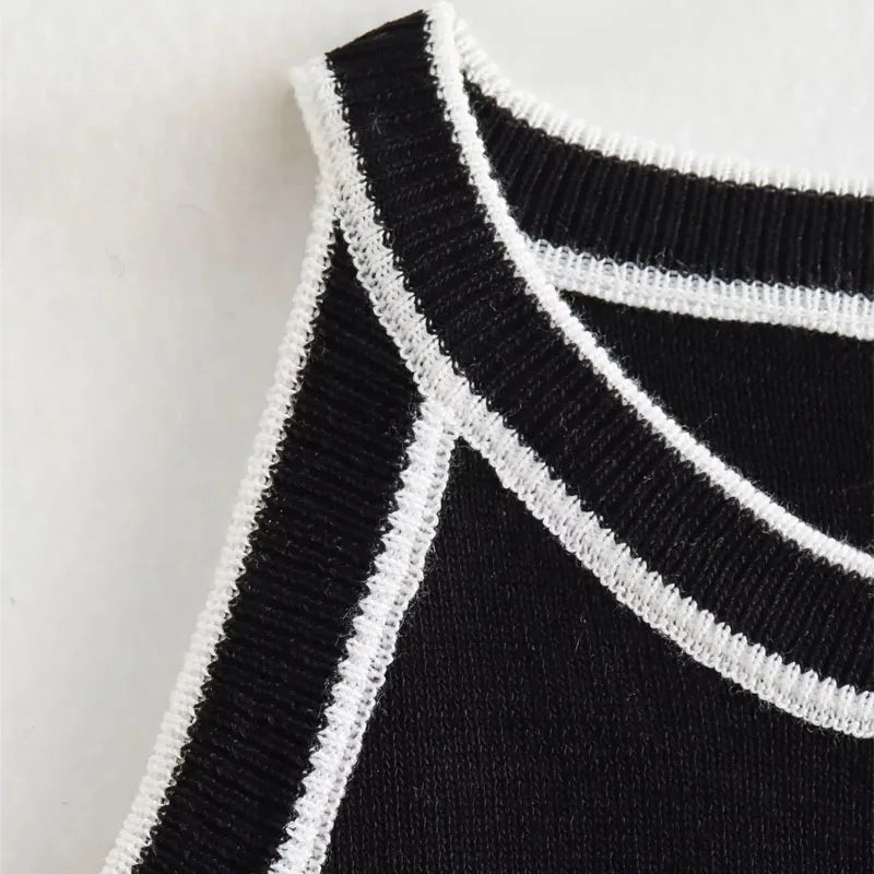 TRAF Tops for Women 2023 Crop Top Black Sexy Sleeveless Knitted Fabric Women's Vest Tank top Female youthful women's clothing