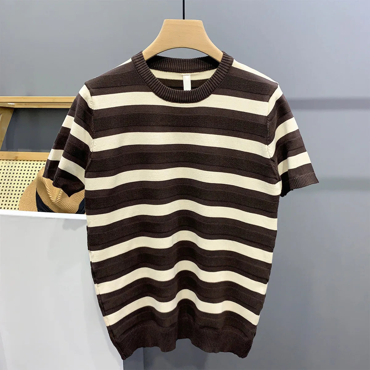 Black White Striped Knit Short Sleeves Men's Round Neck Summer Trendy Ice Silk T-shirt Men's Half Sleeve Body T-shirt