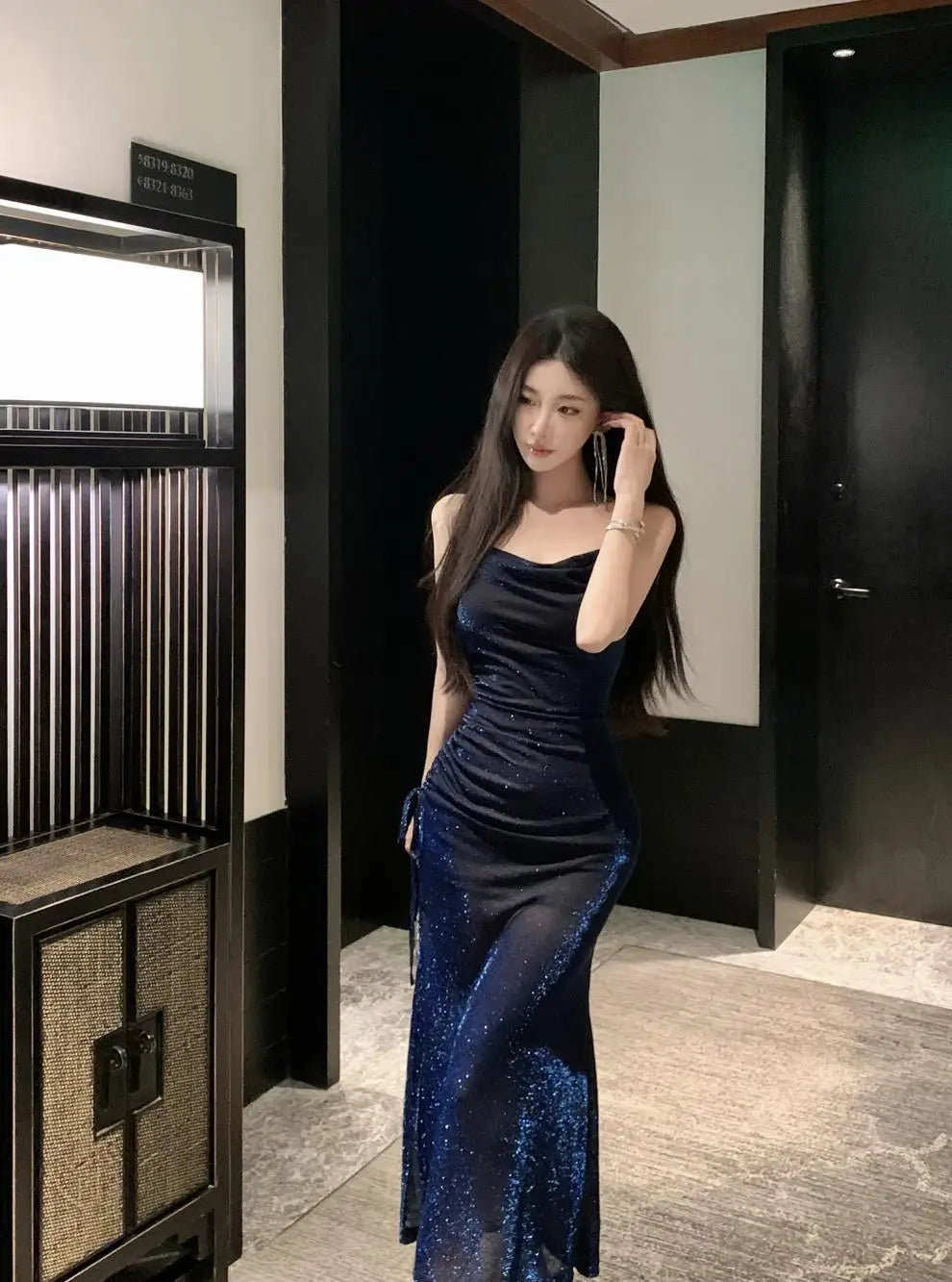 Starlight Sexy Swinging Collar Strap Dress, Mid to Long, Waist Tight, Slim and High End Beach Dress