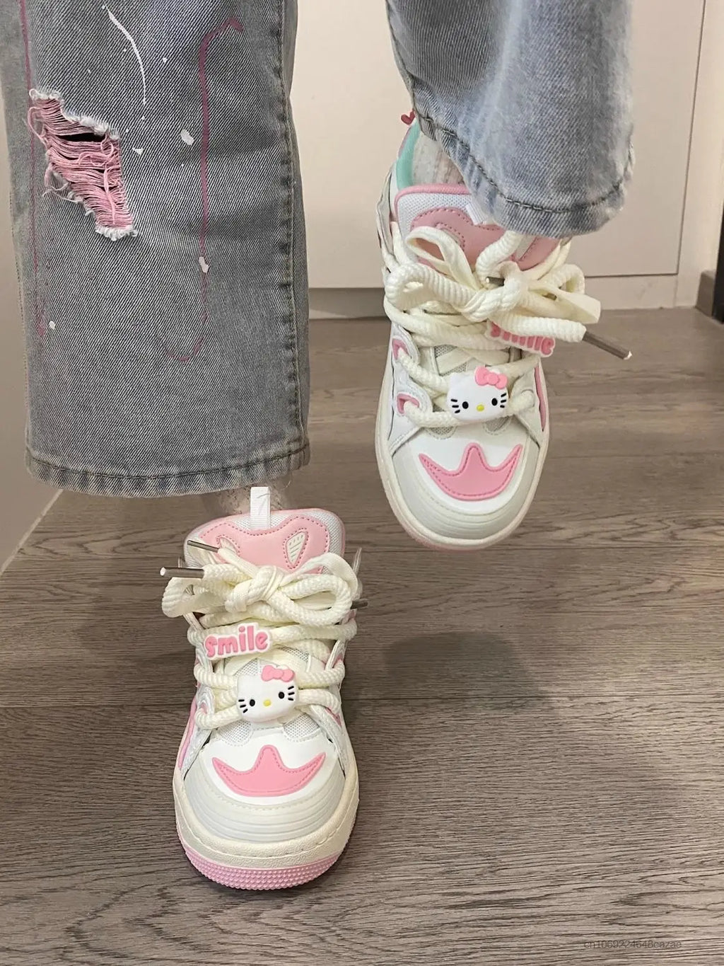 Sanrio Hello Kitty Luxury Design Plate Shoes Y2k Girl Cartoon Korean Style Aesthetic Cute Shoes Women Fashion Casual Sneakers