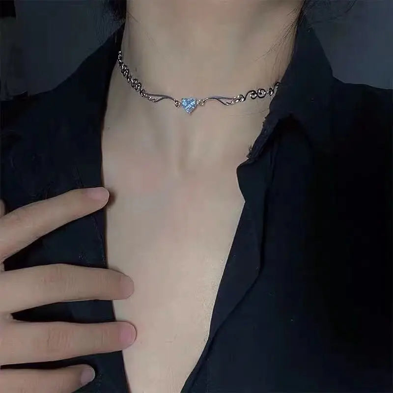 New Fashion Trend Unique Design Delicate Zircon Cross Pendant Necklace for Men and Women Couples Jewelry Party Premium Gifts