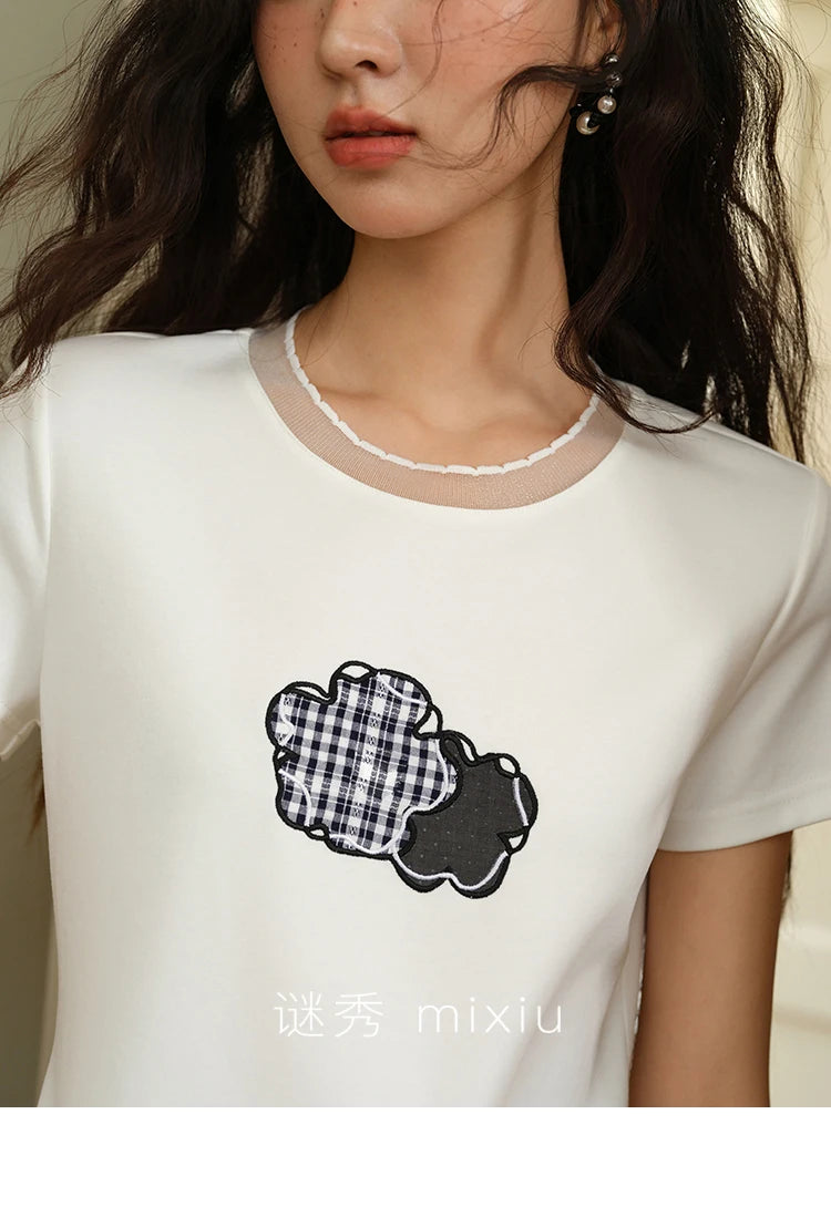 MISHOW Lace Edge Splicing Short Sleeve T-shirt for Women 2025 Summer Female Round Neck Simple Top Women's Clothing MXE38T0630