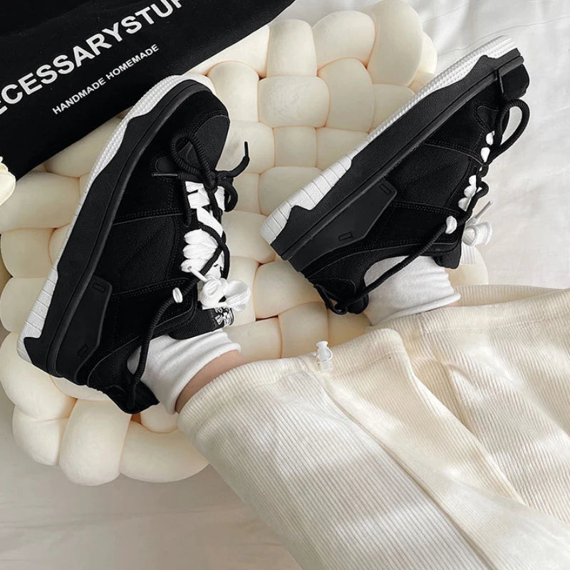 Men's Sneakers Lace Up Casual Shoes Spring Trend Platform Men Shoes Couple Outdoor Running Shoes Designer Women Vulcanized Shoe