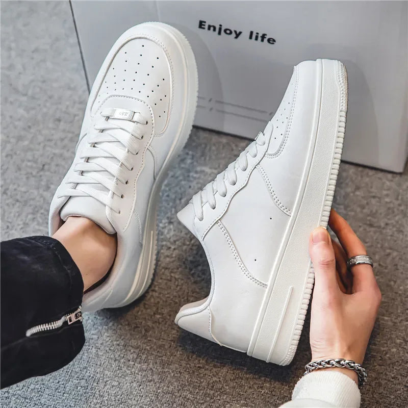 Autumn/Winter Black Casual Men's Shoes Air Force Sports Number 1 Black Kitchen Trendy Shoes Winter Rubber Outsole China Made