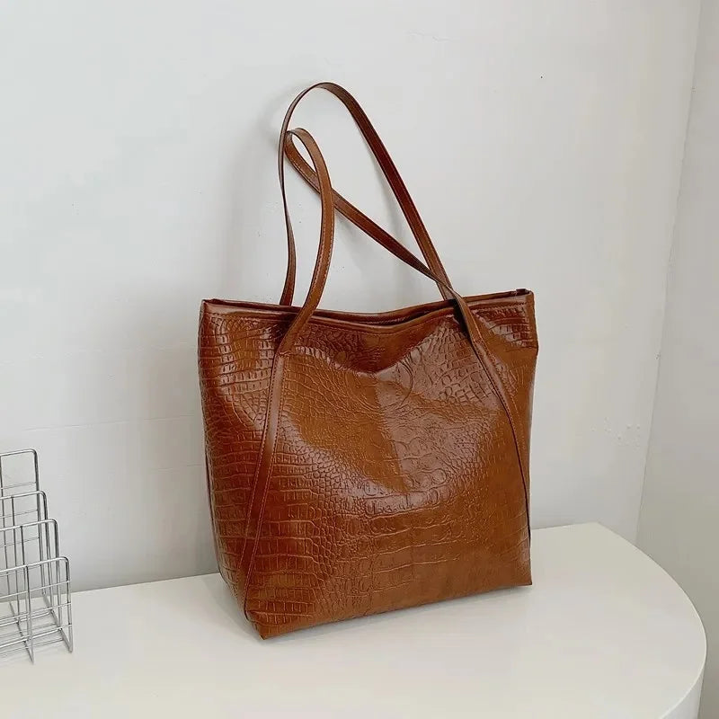 Large Capacity Quirky Design Tote Bag Retro Women's New Hot Sale Of The Season Casual Winter Commuter Single Shoulder Bag Zipper
