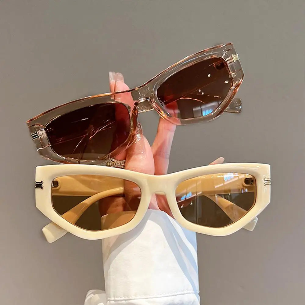 Vintage Cat Eye Sunglasses for Women New in Fashion Gradient Women Black Shades Trendy Chic Luxury Brand Designer Sun Glasses