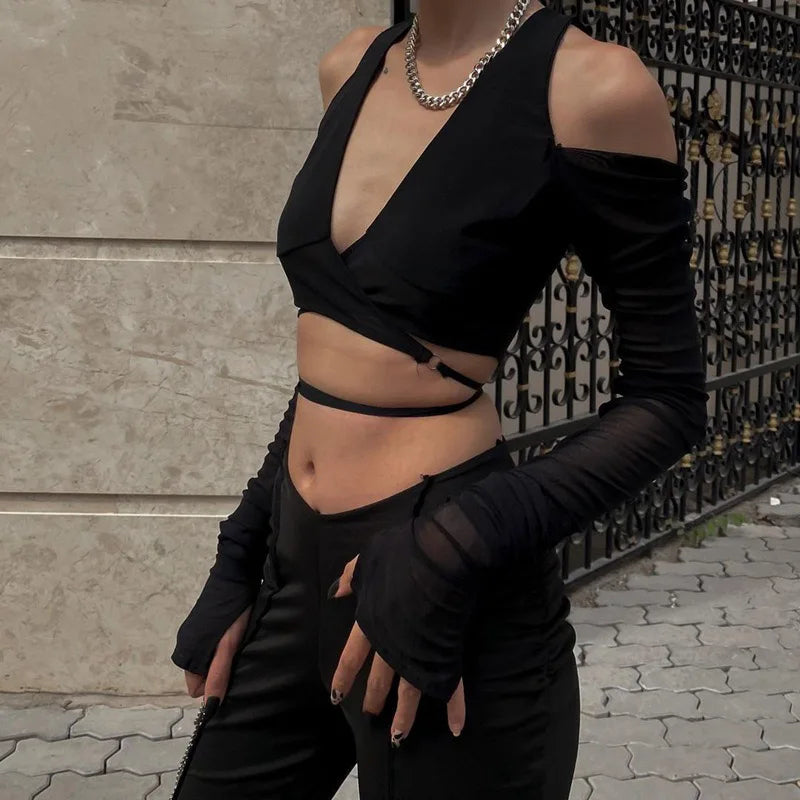 Sexy Black Crop Tops Streetwear Women Fashion 2024 Lace Up Bandage V Neck Cut Out Long Sleeve T Shirts