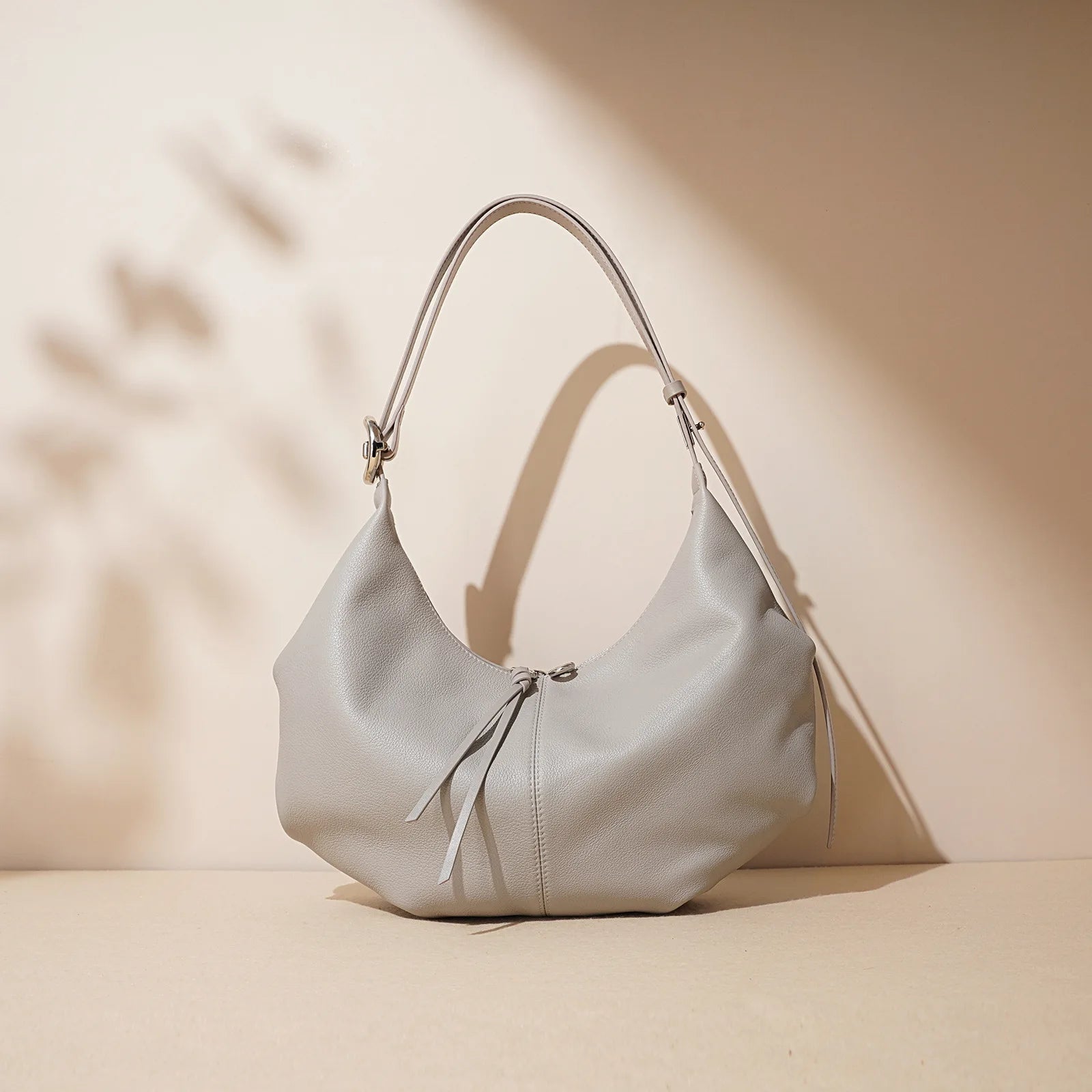 New Large Capacity Beige Grey Color Hobo Tote Elegant Natural Cow Leather Women Handbag Travel Underarm Shoulder Bag