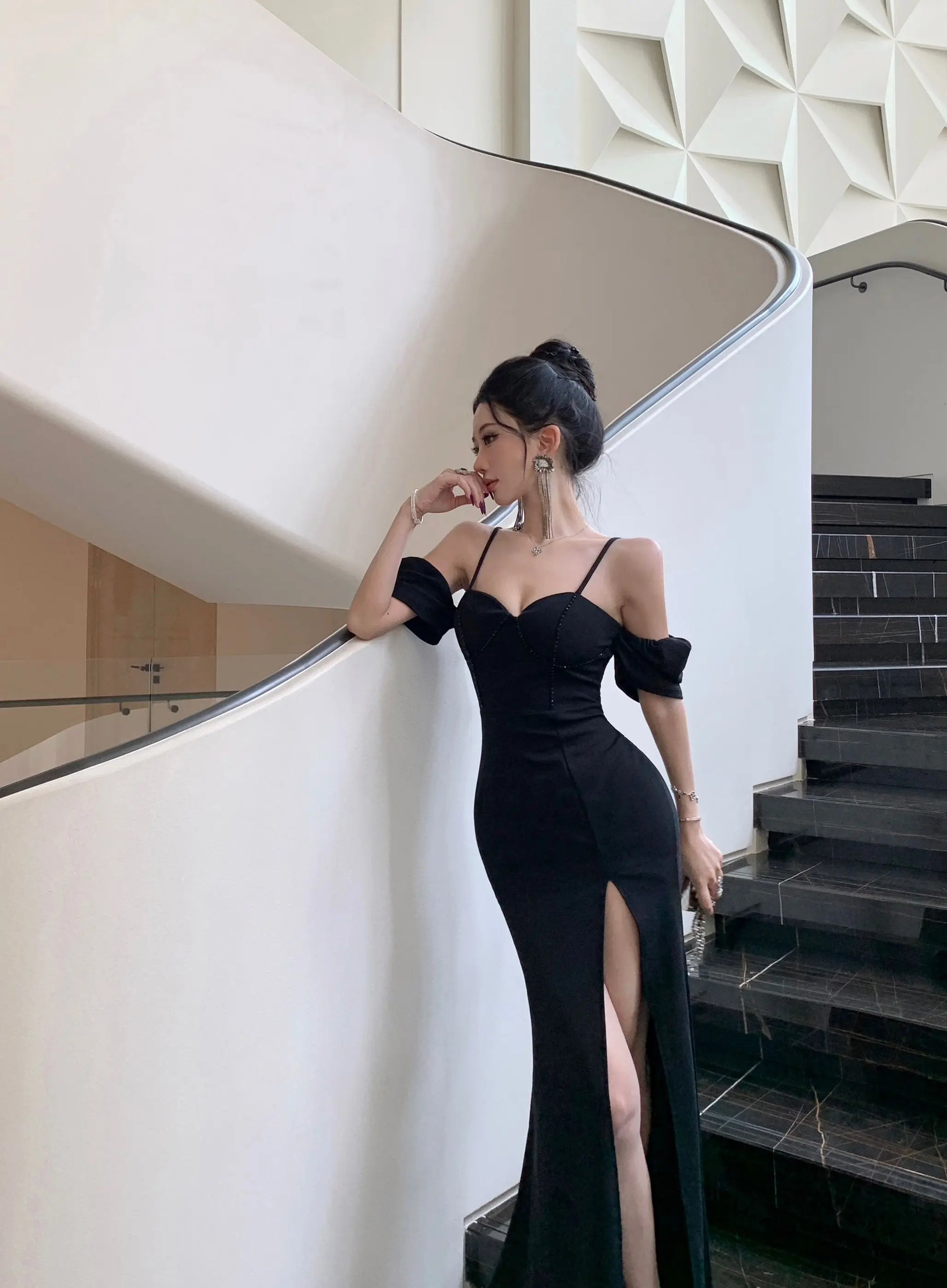 Sexy Spaghetti Straps Womens Dresses Off Shoulder Slash Neck Elegant Gowns Luxurious Evening Party Long Dress Split Vestidos New