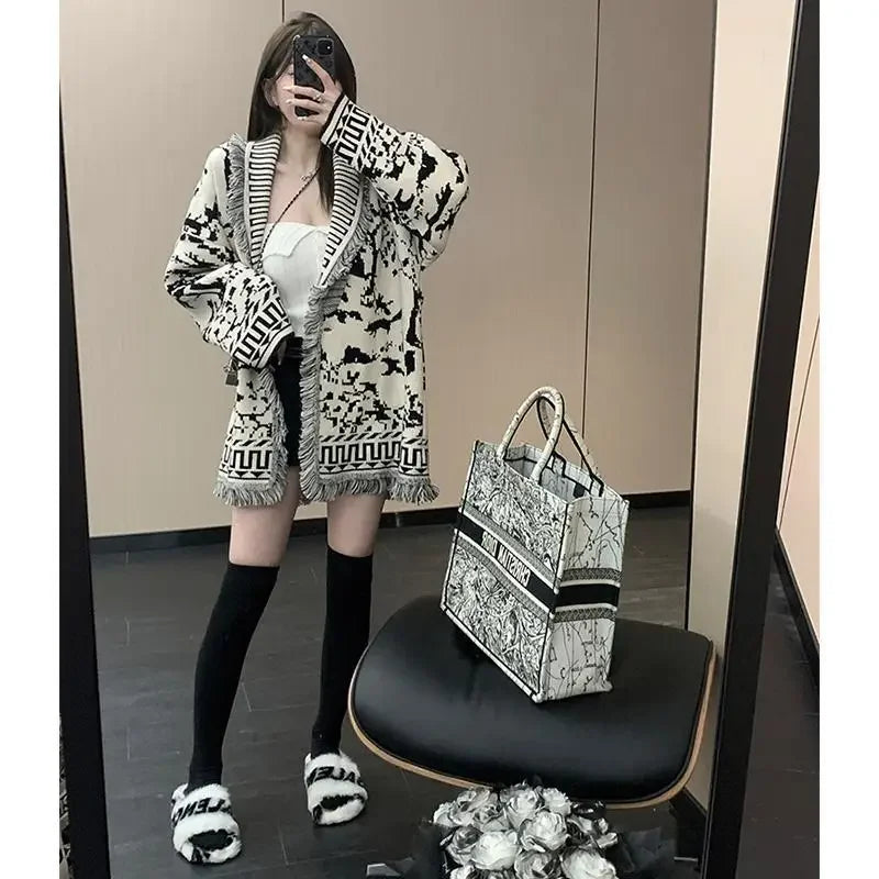 Spring Autumn New Tweed Style Socialite Elegant Knitted Cardigan Top Vintage Feeling Jacquard Fringed Jacket School