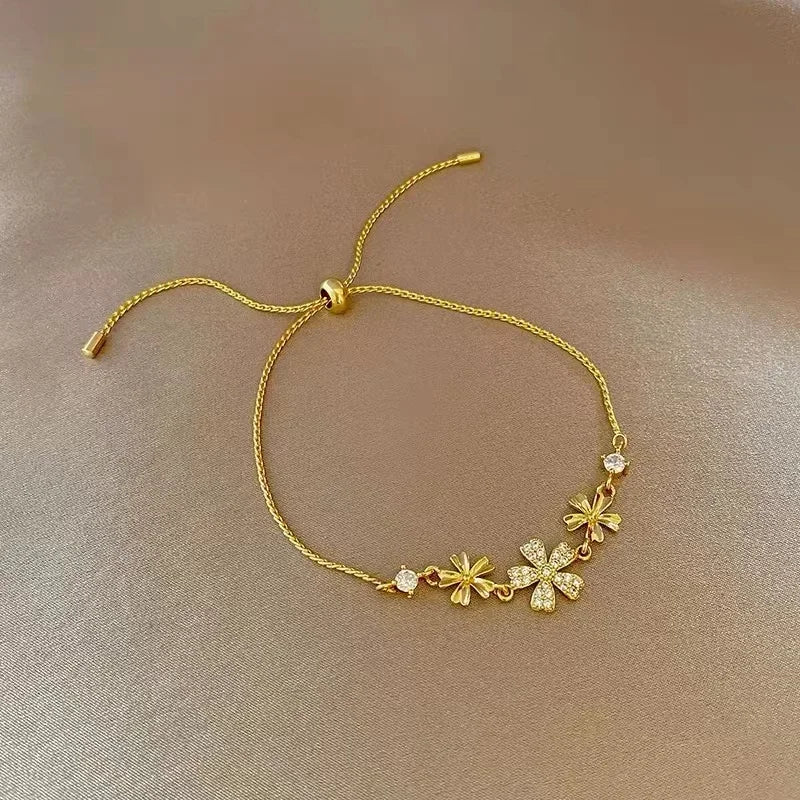 Vintage Gold Color Cuff Bracelet Set of 4 Stainless Steel Butterfly Bracelet Combination Fashion Elegant Bracelet Jewelry Gifts