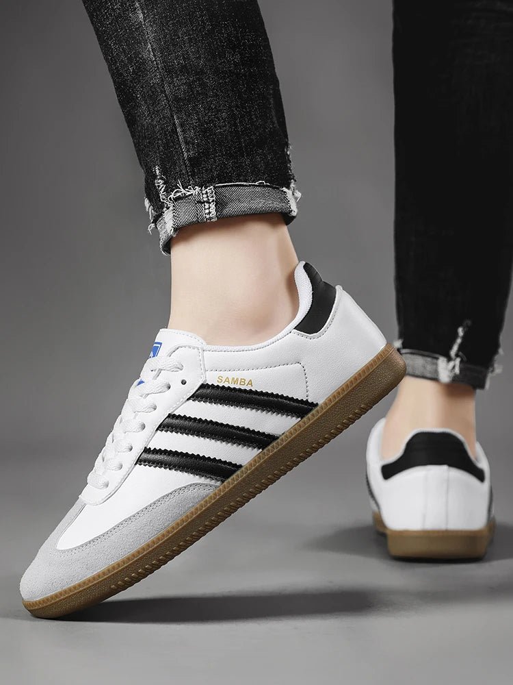 2025New Comfortable High-Quality Three-Stripes Training Shoes for Couples Big Kids Sports Shoes Couple Style Sports Shoes Casual