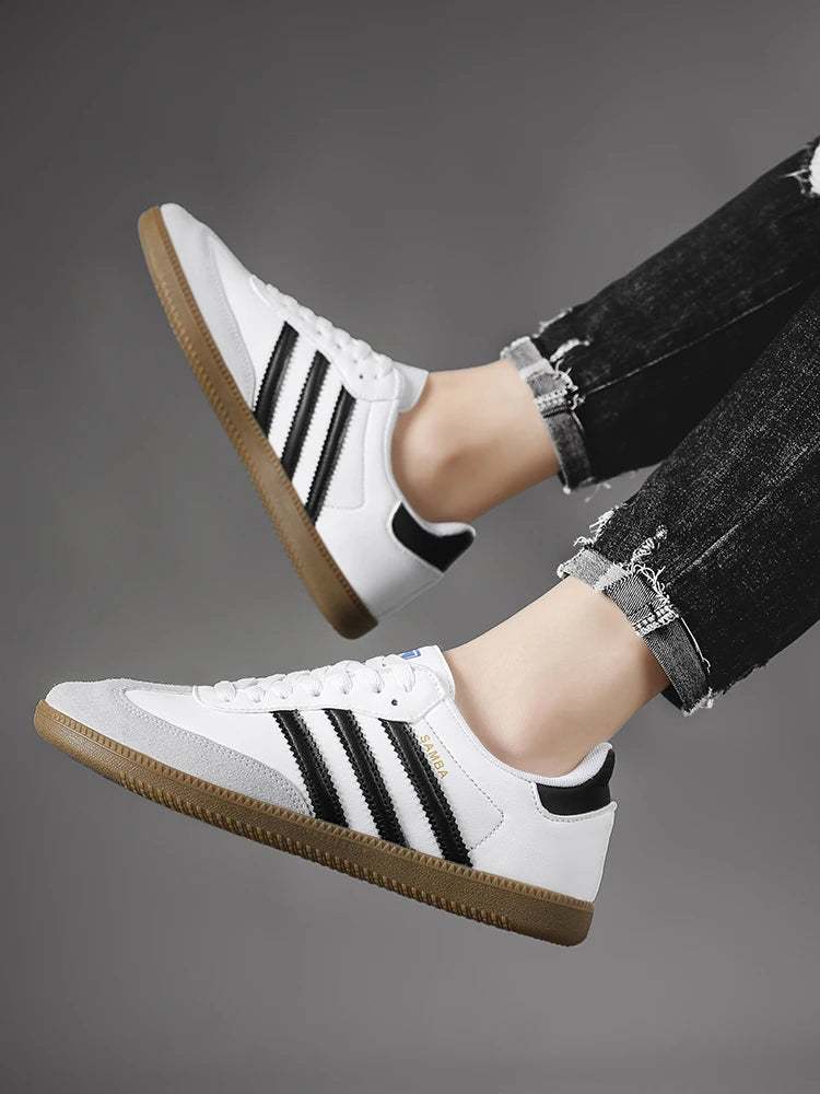 2025New Comfortable High-Quality Three-Stripes Training Shoes for Couples Big Kids Sports Shoes Couple Style Sports Shoes Casual