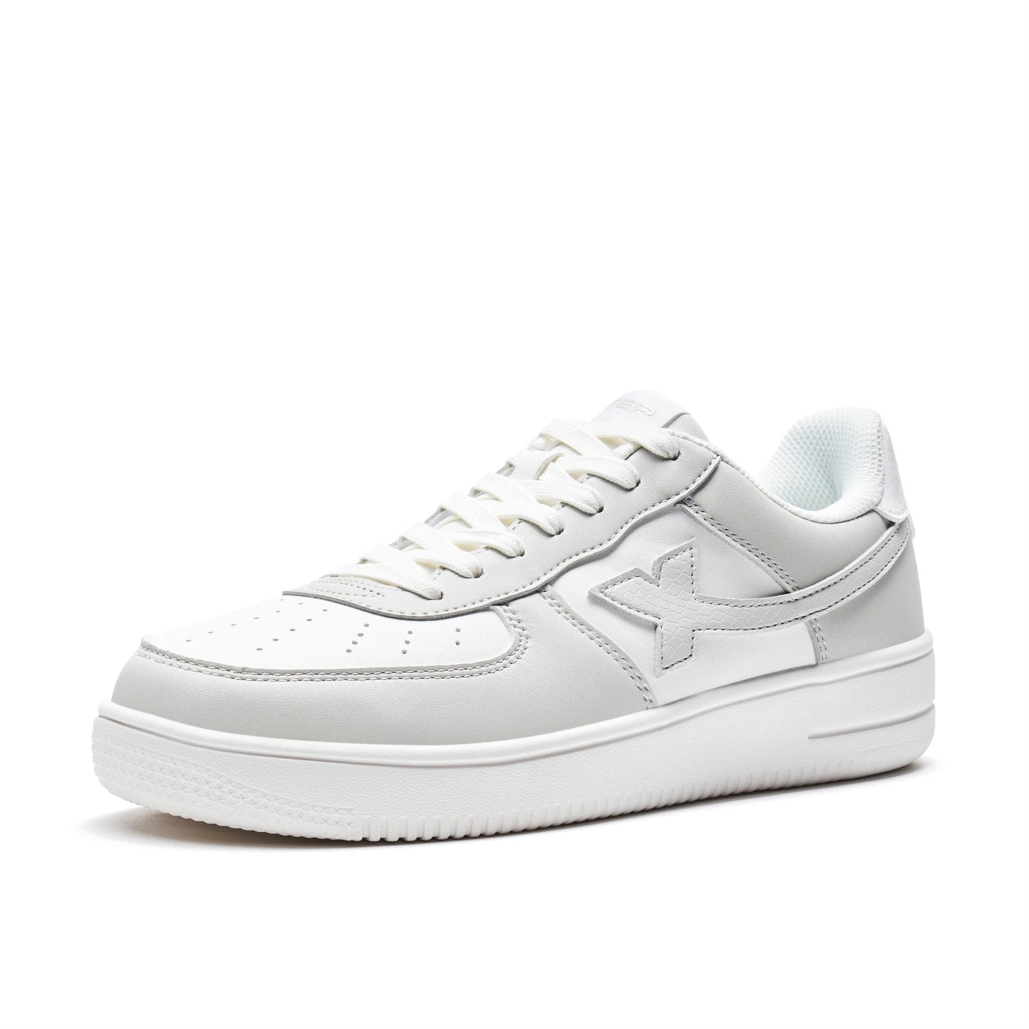 Xtep Men Skateboarding Shoes Non-Slip Casual White Couple Skate Sneakers Male Female Luxury Brand Shoes 881219319851