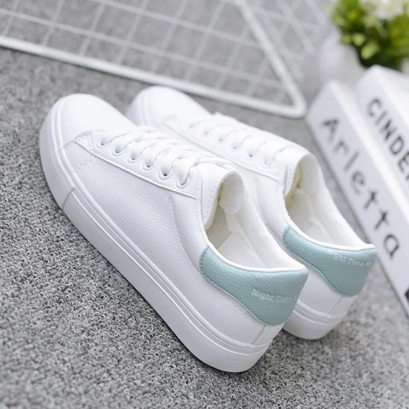Small White Shoes Female Korean Version of the Hundred with Four Seasons Leather Casual Shoes Breathable Women's Board Shoes