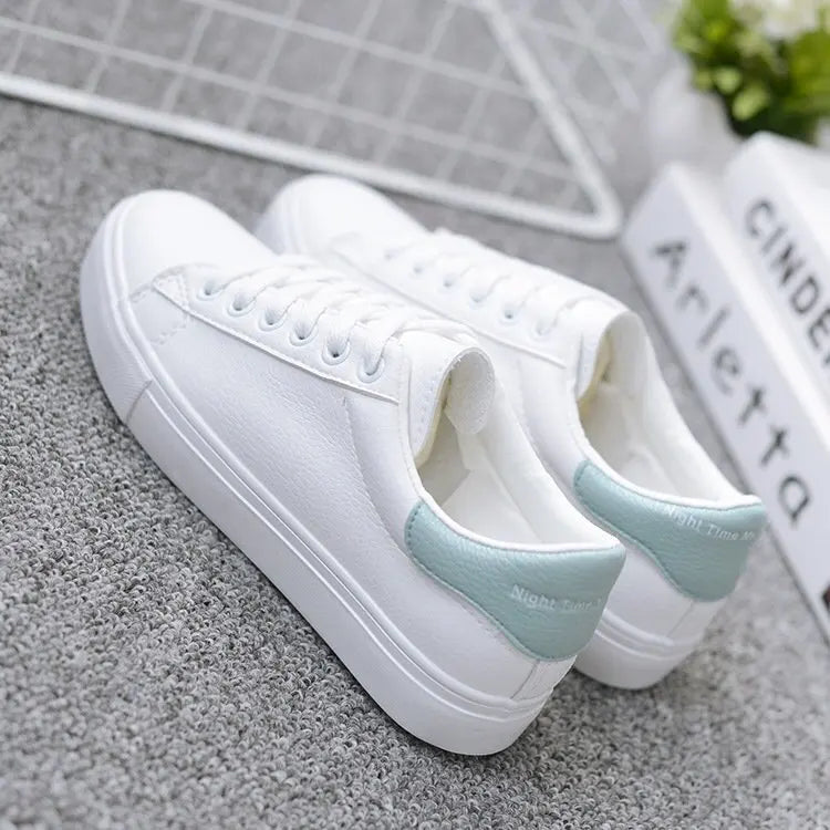 Small White Shoes Female Korean Version of the Hundred with Four Seasons Leather Casual Shoes Breathable Women's Board Shoes