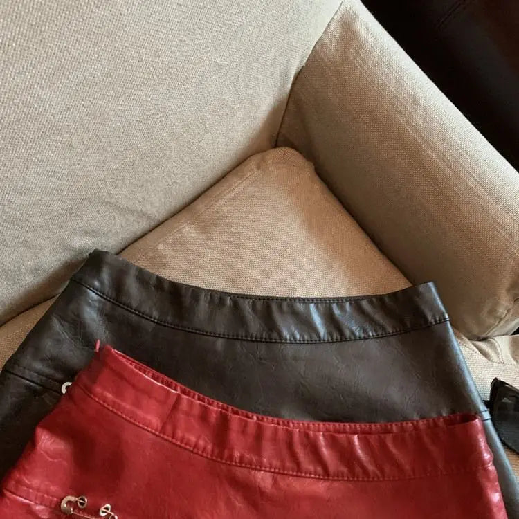 American PU Leather Pleated Skirt Women Slim High-waisted Design Mini Skirt Red Black