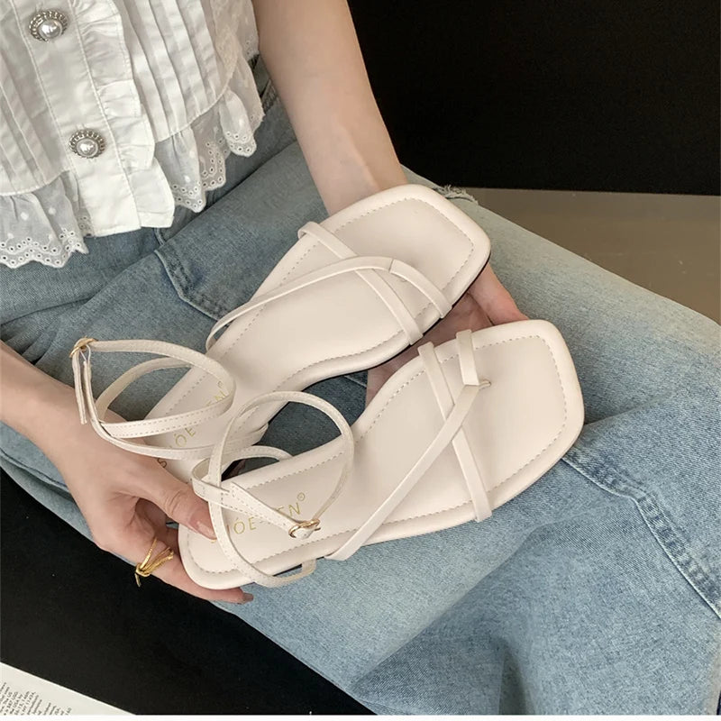 2025 Summer Gladiator Women Sandals Fashion Elegant Narrow Band Clip Toe Shoes Ladies Comfort Flats Beach Sandalias
