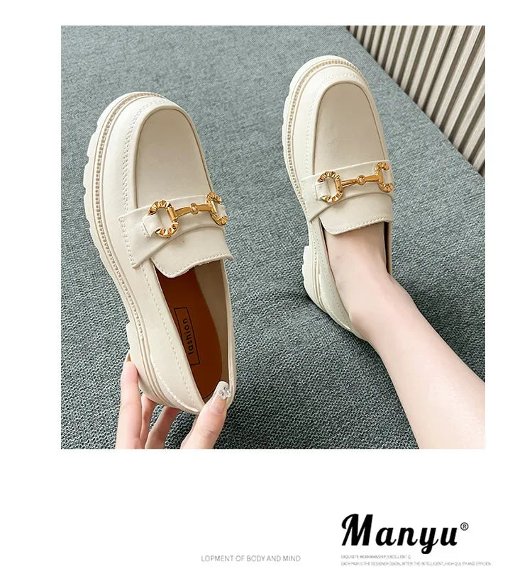 New Lefu Slippers Summer Spring Women's Home Anti-slip Vintage British Style Net Red Vintage Small Golden Buckle Head Shoes