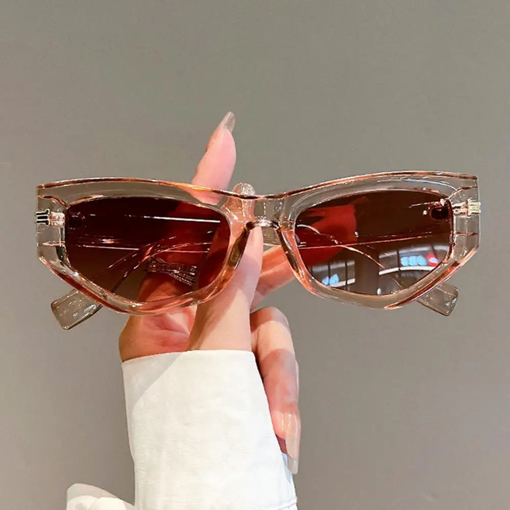 Vintage Cat Eye Sunglasses for Women New in Fashion Gradient Women Black Shades Trendy Chic Luxury Brand Designer Sun Glasses